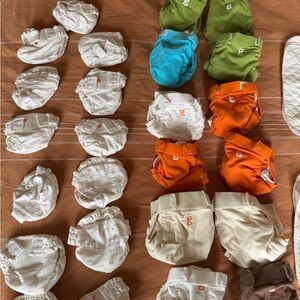 gDiapers lot of 25 sets